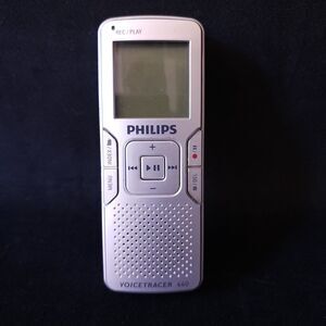 Used Philips Voice Tracer 660 Digital Recorder Model 660 Silver / 1GB For Parts